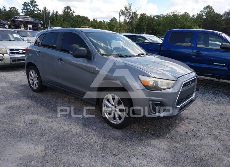 2015 Mitsubishi OUTLANDER фото
