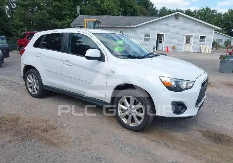 2015 Mitsubishi OUTLANDER фото