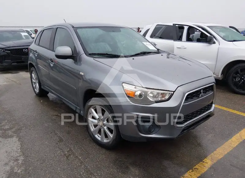 2015 Mitsubishi OUTLANDER фото