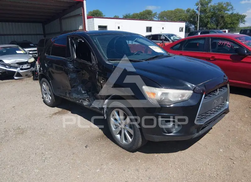 2015 Mitsubishi OUTLANDER фото