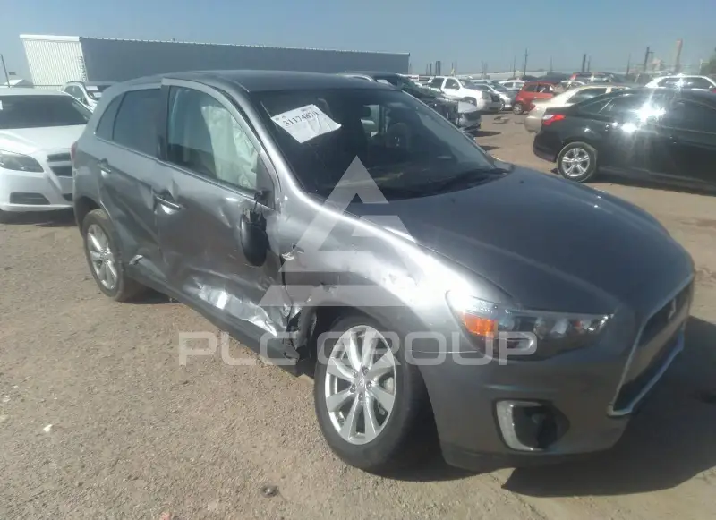 2015 Mitsubishi OUTLANDER фото