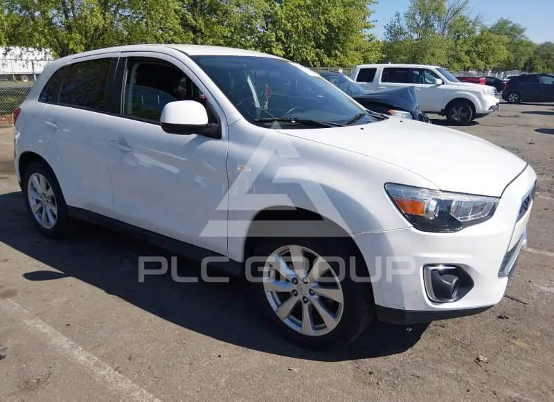 2015 Mitsubishi OUTLANDER фото