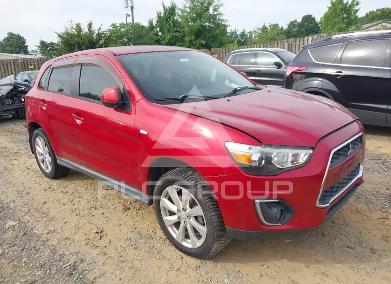 2015 Mitsubishi OUTLANDER фото
