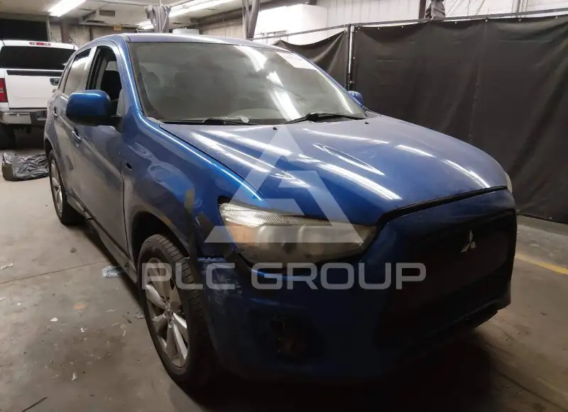 2015 Mitsubishi OUTLANDER фото