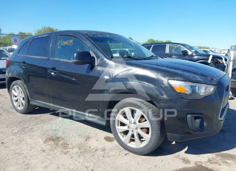 2015 Mitsubishi OUTLANDER фото