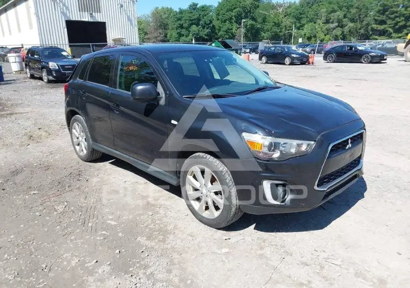 2015 Mitsubishi OUTLANDER фото