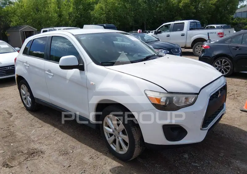 2015 Mitsubishi OUTLANDER фото