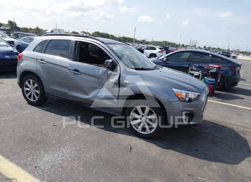 2015 Mitsubishi OUTLANDER фото