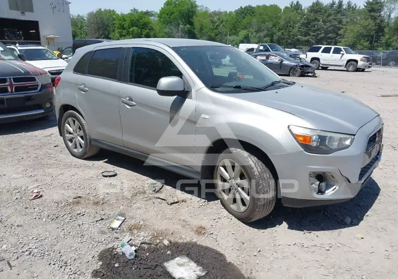 2015 Mitsubishi OUTLANDER фото