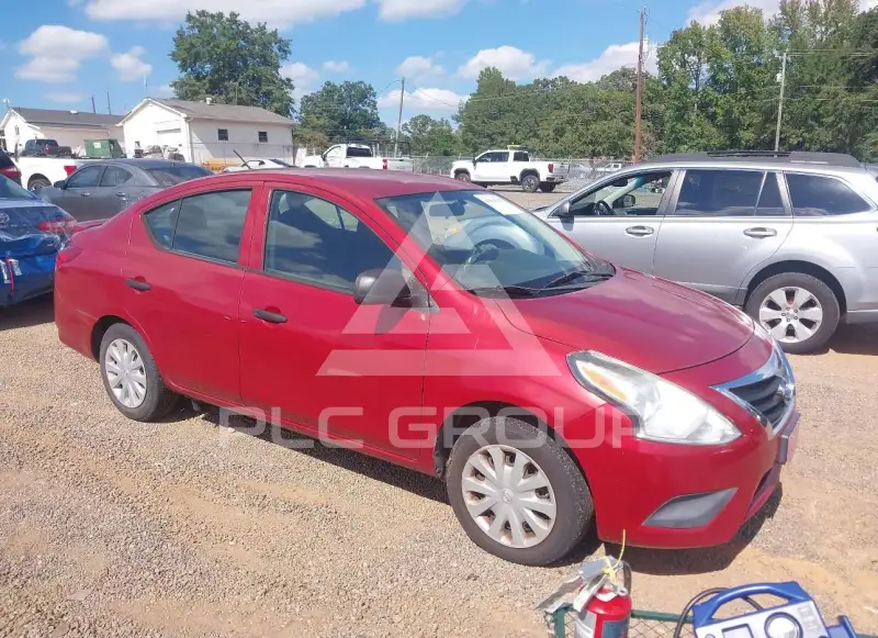 2015 Nissan VERSA фото