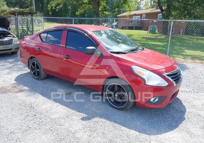 2015 Nissan VERSA фото