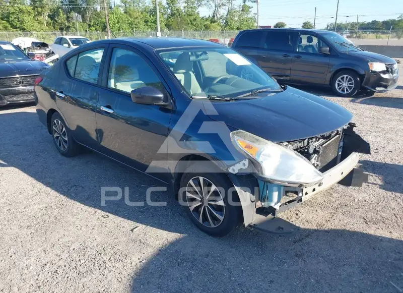 2015 Nissan VERSA фото