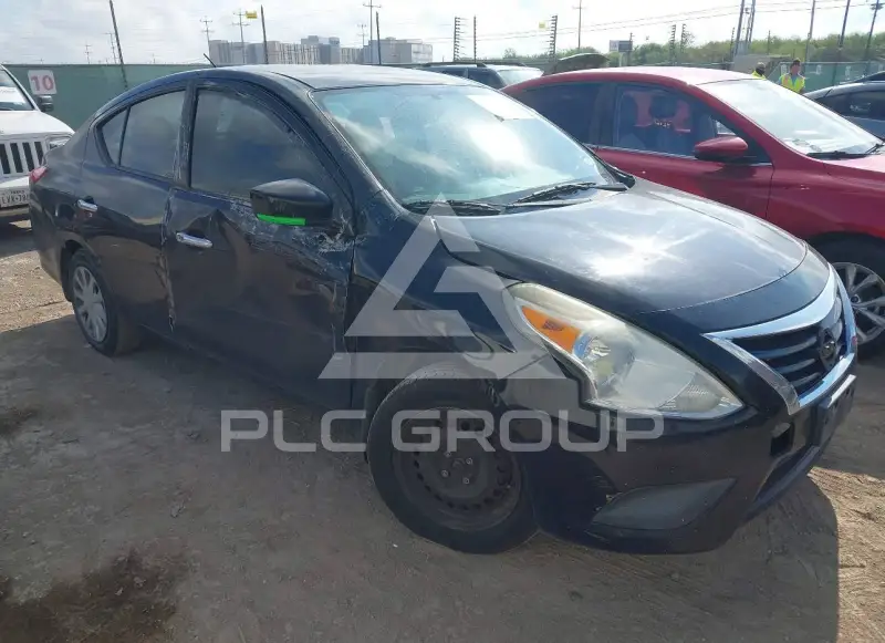 2015 Nissan VERSA фото