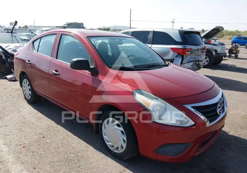 2015 Nissan VERSA фото
