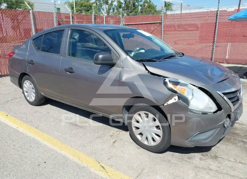 2015 Nissan VERSA фото
