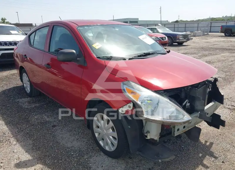 2015 Nissan VERSA photo