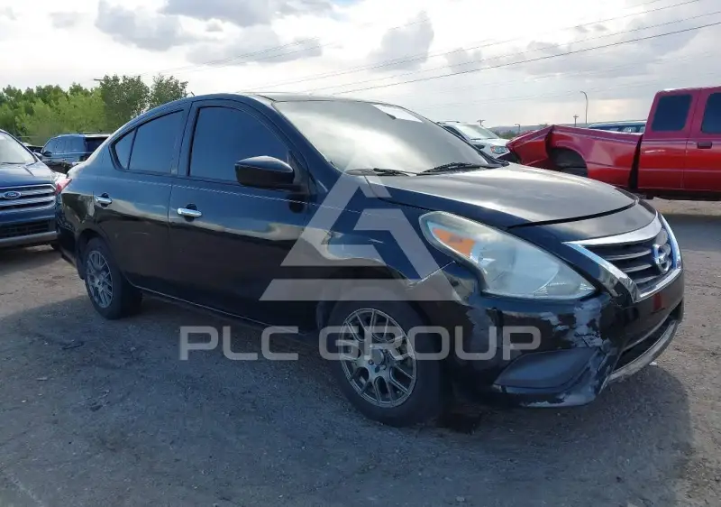 2015 Nissan VERSA photo