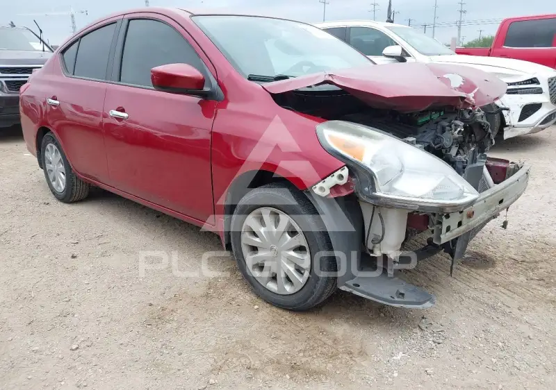 2015 Nissan VERSA фото