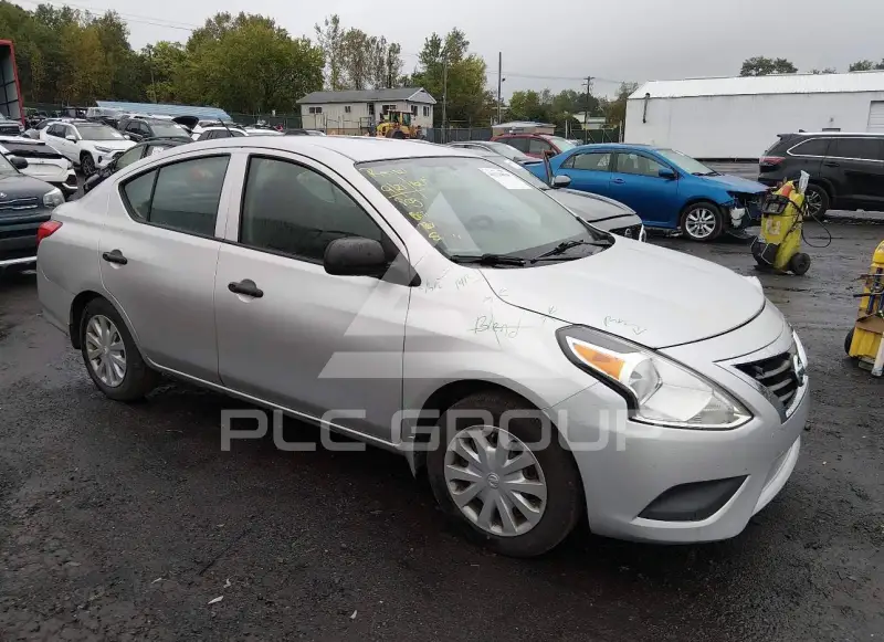 2015 Nissan VERSA фото