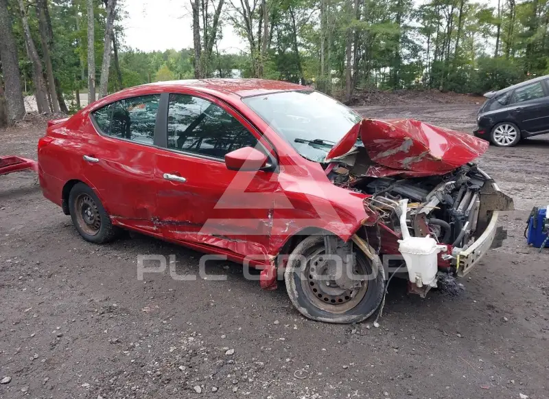 2015 Nissan VERSA фото
