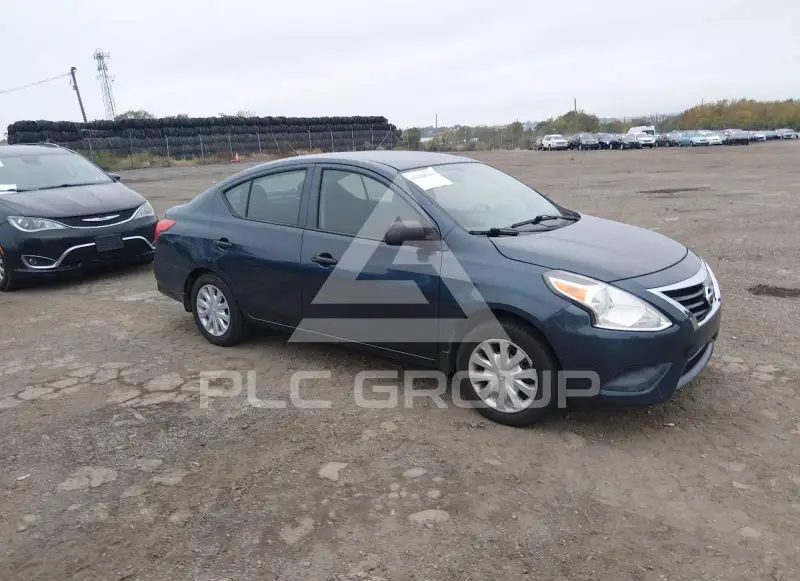2015 Nissan VERSA фото