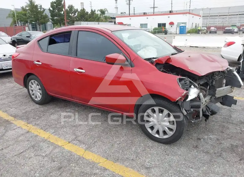 2015 Nissan VERSA фото