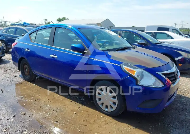 2015 Nissan VERSA фото