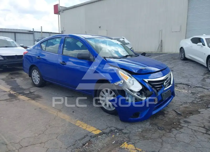 2015 Nissan VERSA фото
