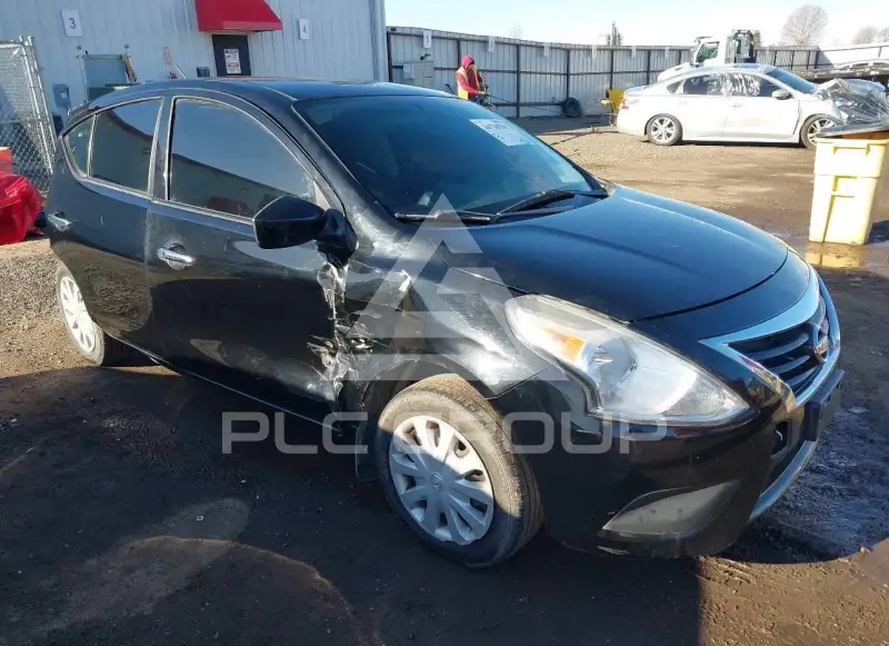 2015 Nissan VERSA photo