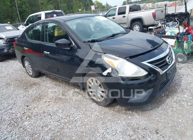 2015 Nissan VERSA фото