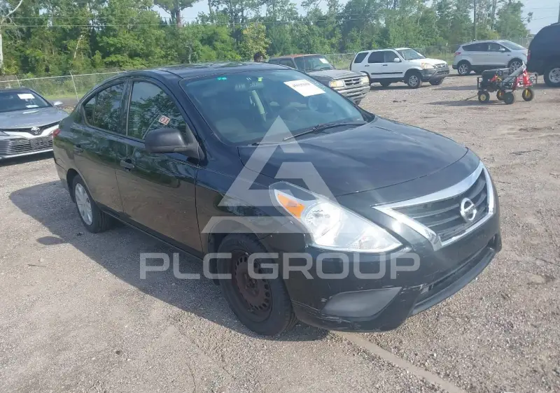 2015 Nissan VERSA photo