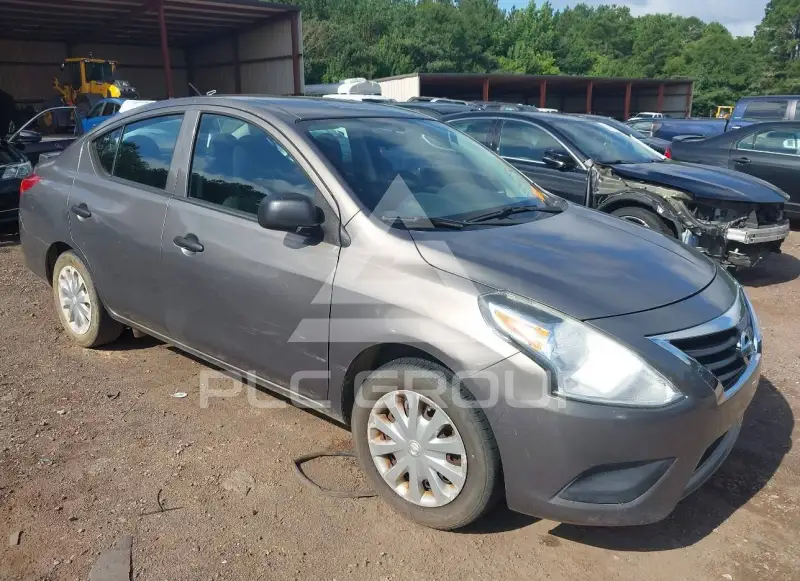 2015 Nissan VERSA фото