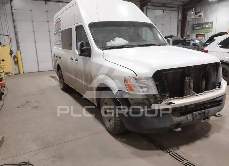 2015 Nissan NV 2500 фото