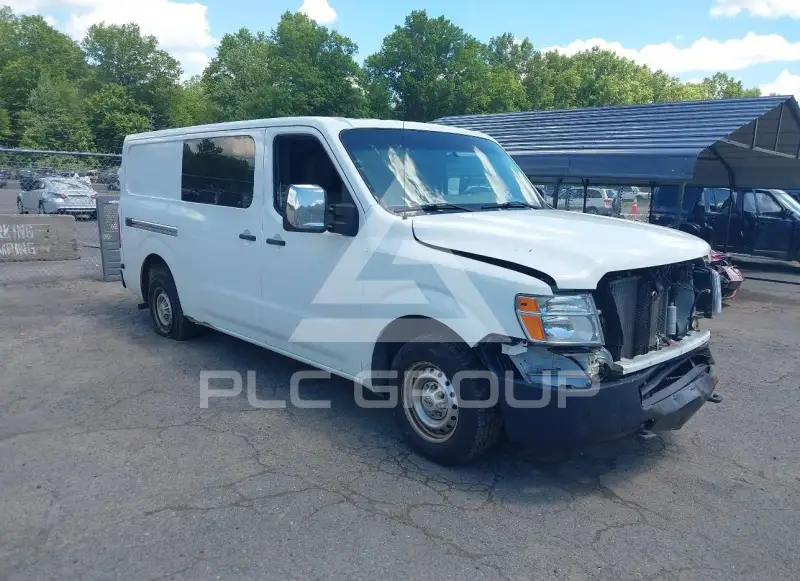 2015 Nissan NV 2500 photo