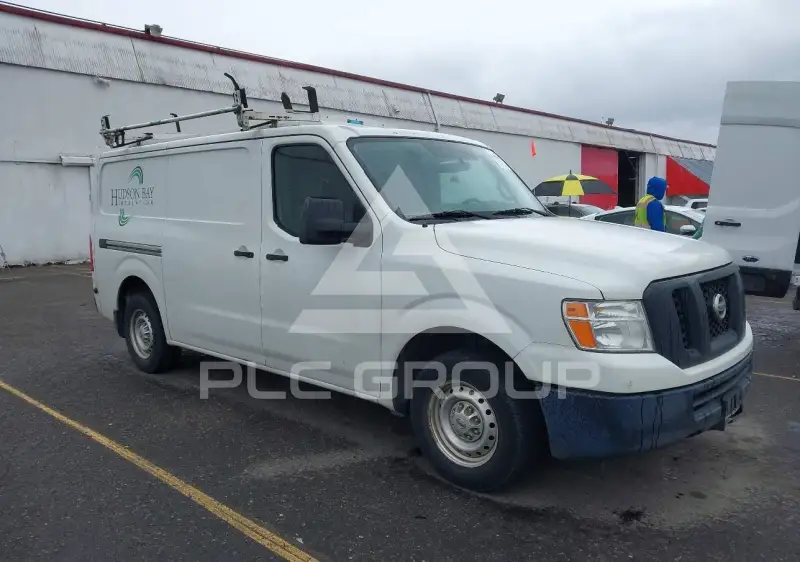 2015 Nissan NV 1500 фото
