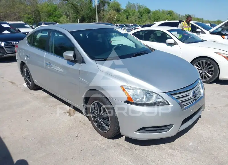 2015 Nissan SENTRA фото