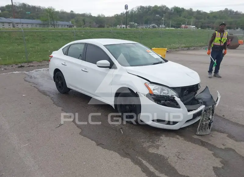 2015 Nissan SENTRA photo