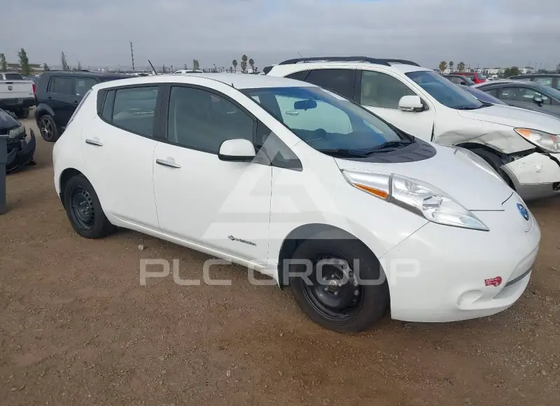 2015 Nissan LEAF photo