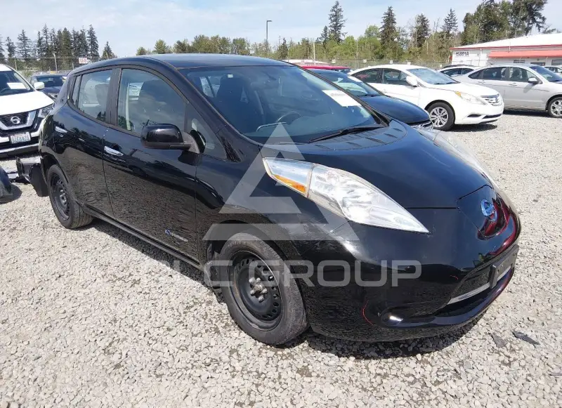 2015 Nissan LEAF фото