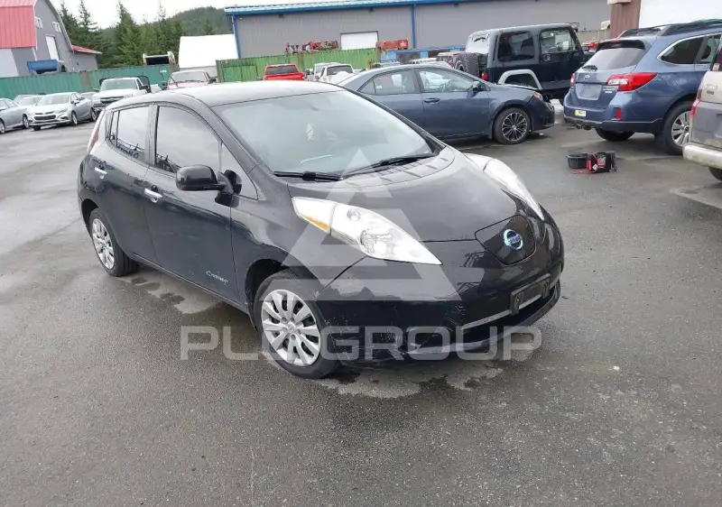 2015 Nissan LEAF фото