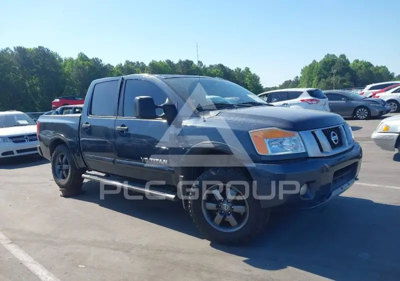 2015 Nissan TITAN фото