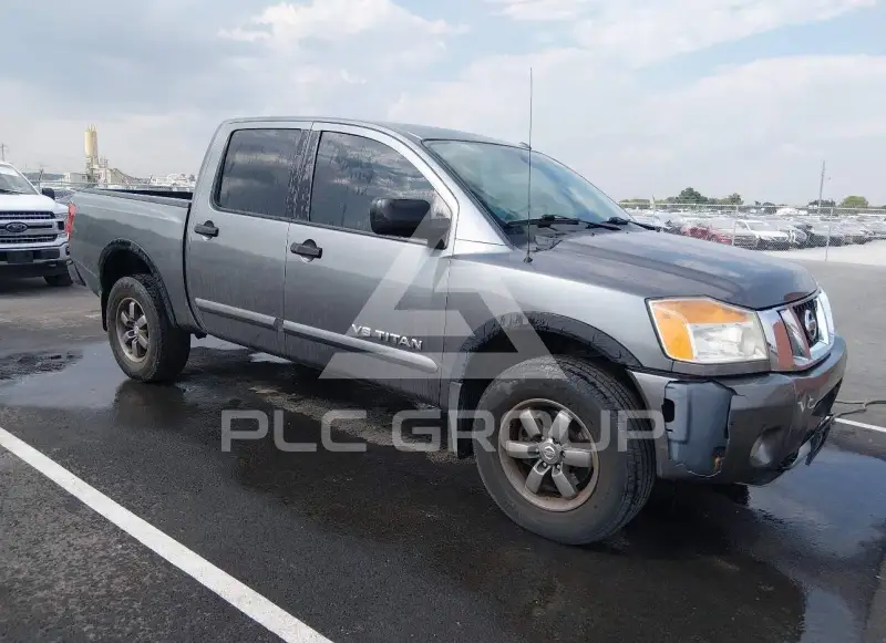 2015 Nissan TITAN фото