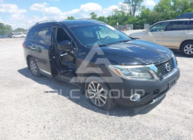 2015 Nissan PATHFINDER photo