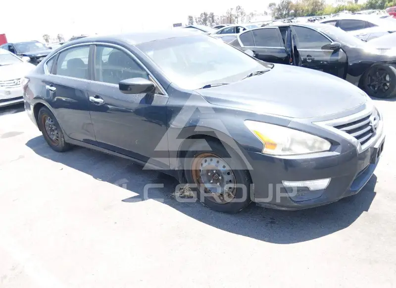 2015 Nissan ALTIMA фото