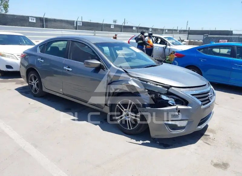 2015 Nissan ALTIMA фото