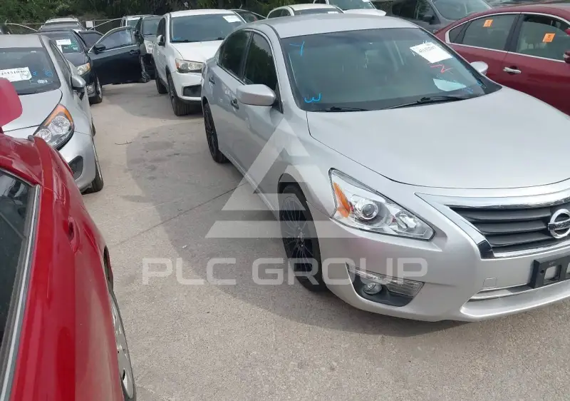 2015 Nissan ALTIMA фото