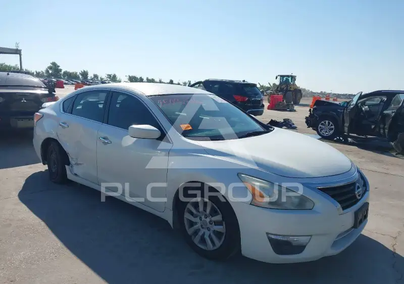 2015 Nissan ALTIMA photo