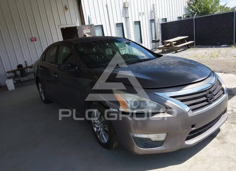 2015 Nissan ALTIMA photo