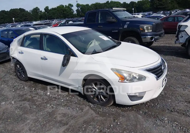 2015 Nissan ALTIMA photo