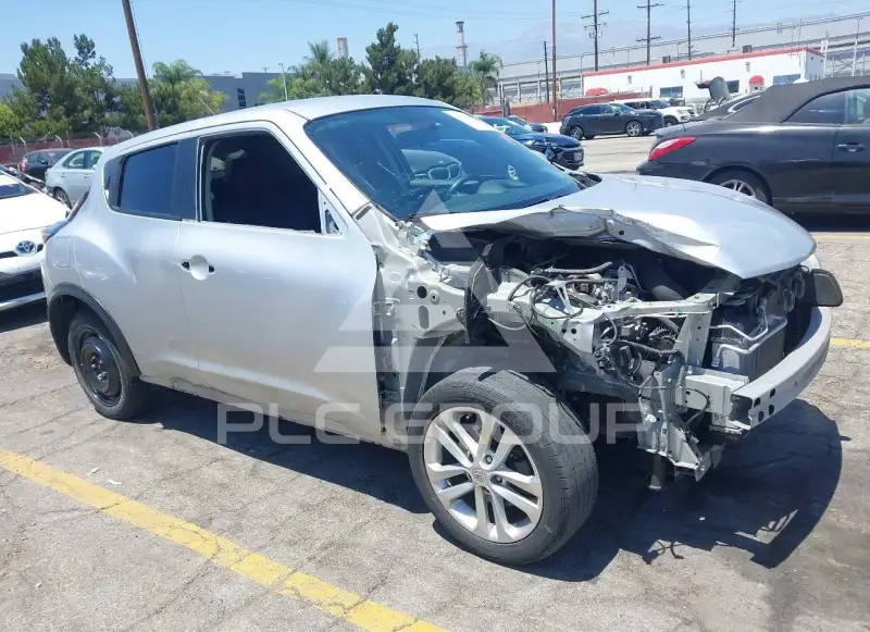 2015 Nissan Juke photo